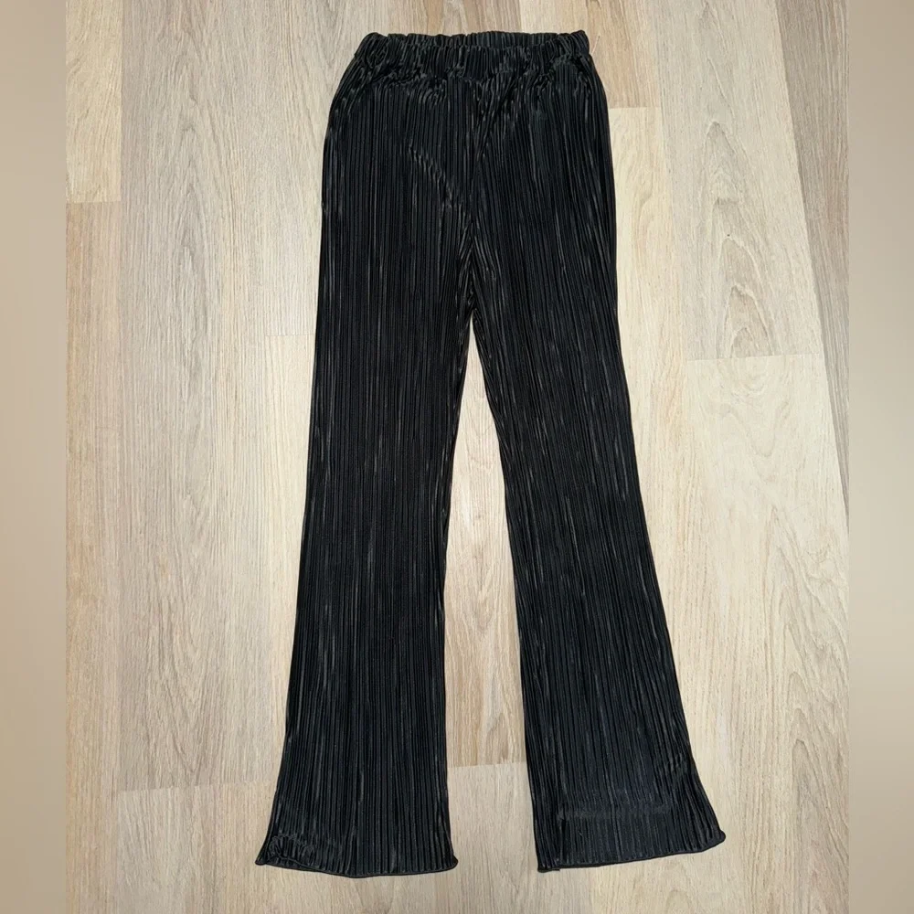 Black Flowy Boho Wide Leg Ribbed Pants - Size Small